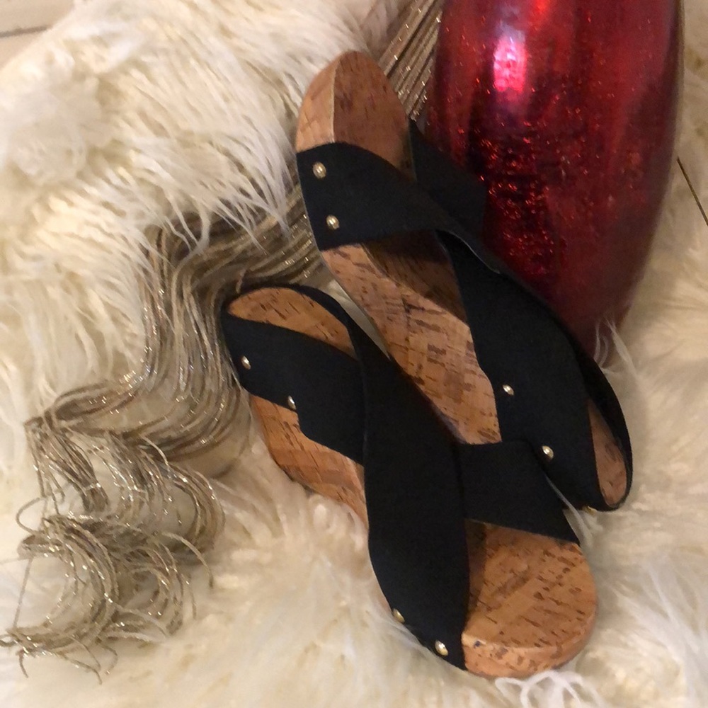 PRE-LOVED SEXY MONTEGO BAY CLUB WEDGES SIZE 11 - Picture 8 of 9
